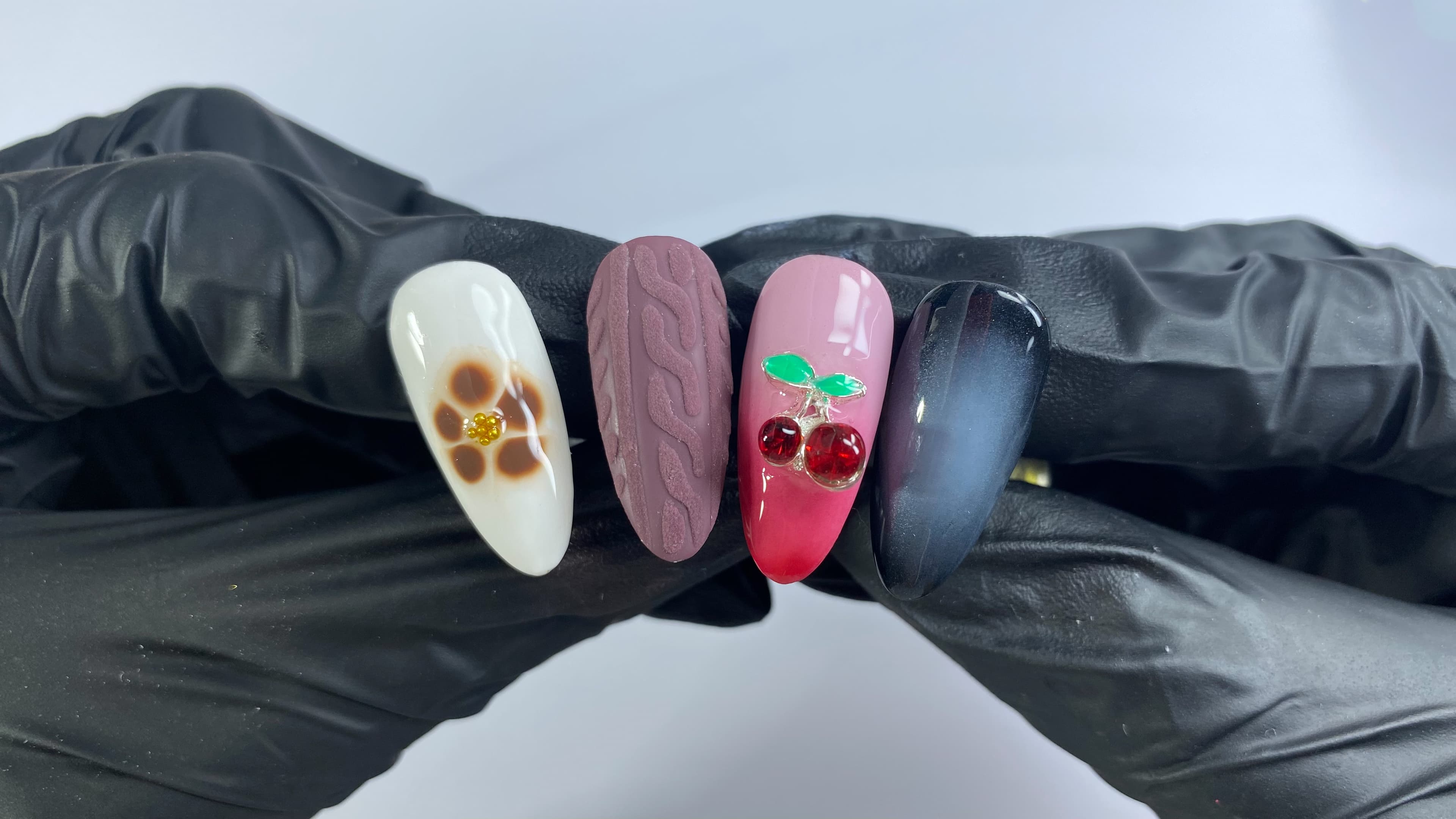 Painel com resultados reais das alunas do curso Nail Art na Prática