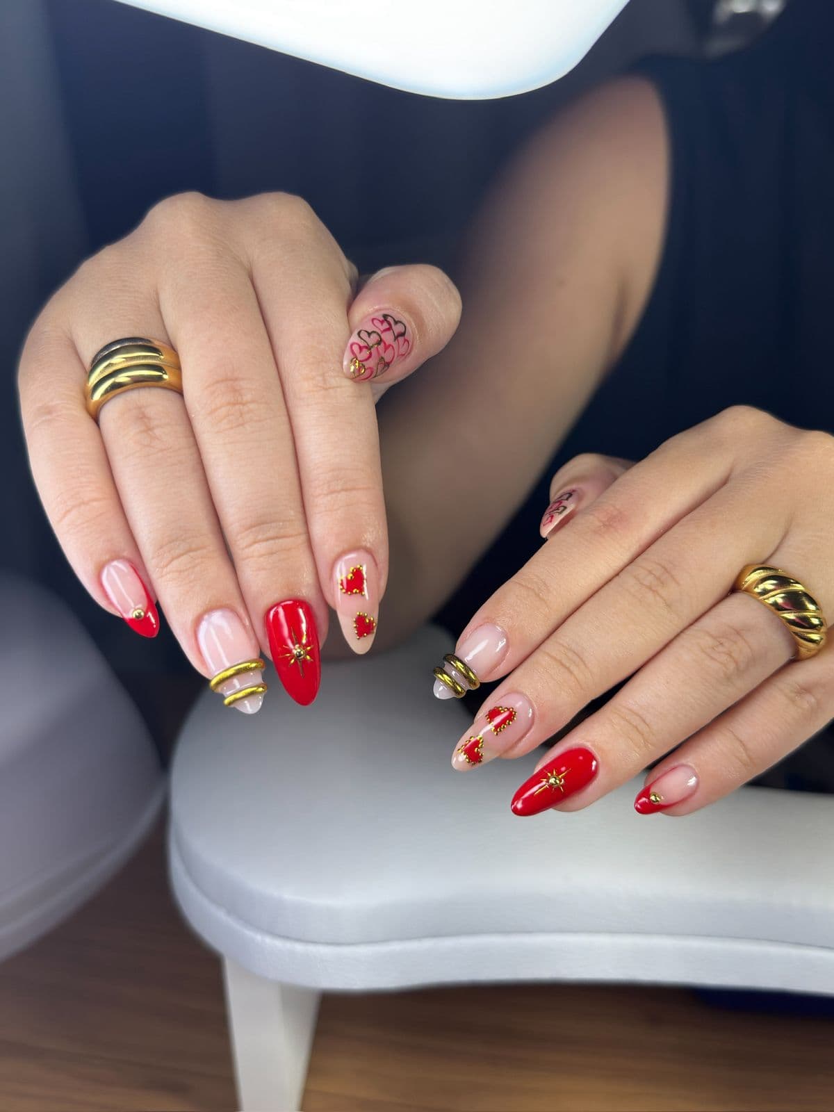 Detalhe de nail art 3D